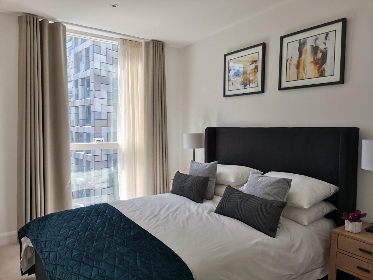 Charles Hope Canary Wharf South Quay Лондон Экстерьер фото